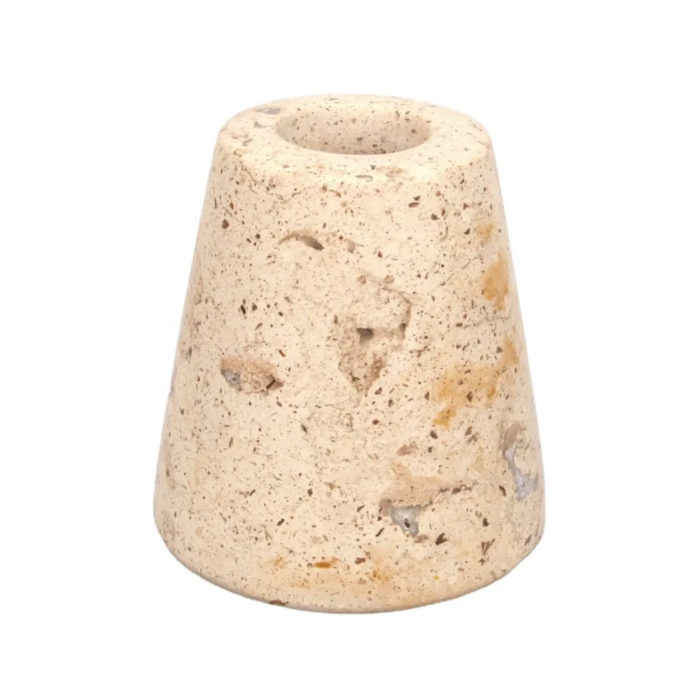 Schlammgelber Kerzenhalter aus Marmor